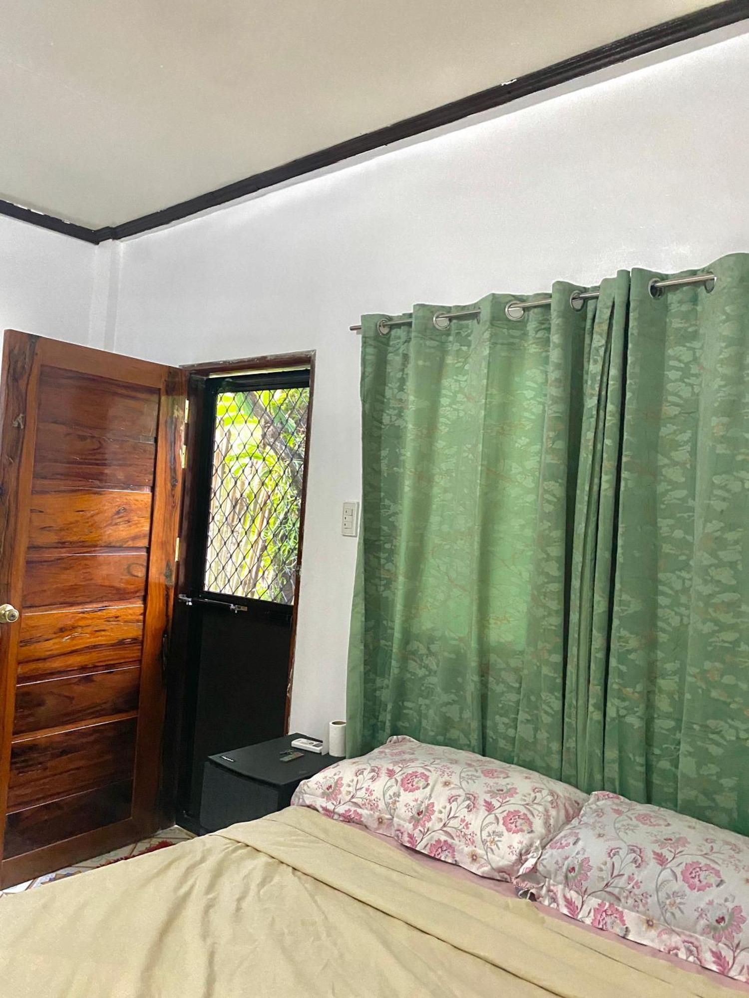 Masayay Homestay Starlink And Generator Santa Monica  Luaran gambar